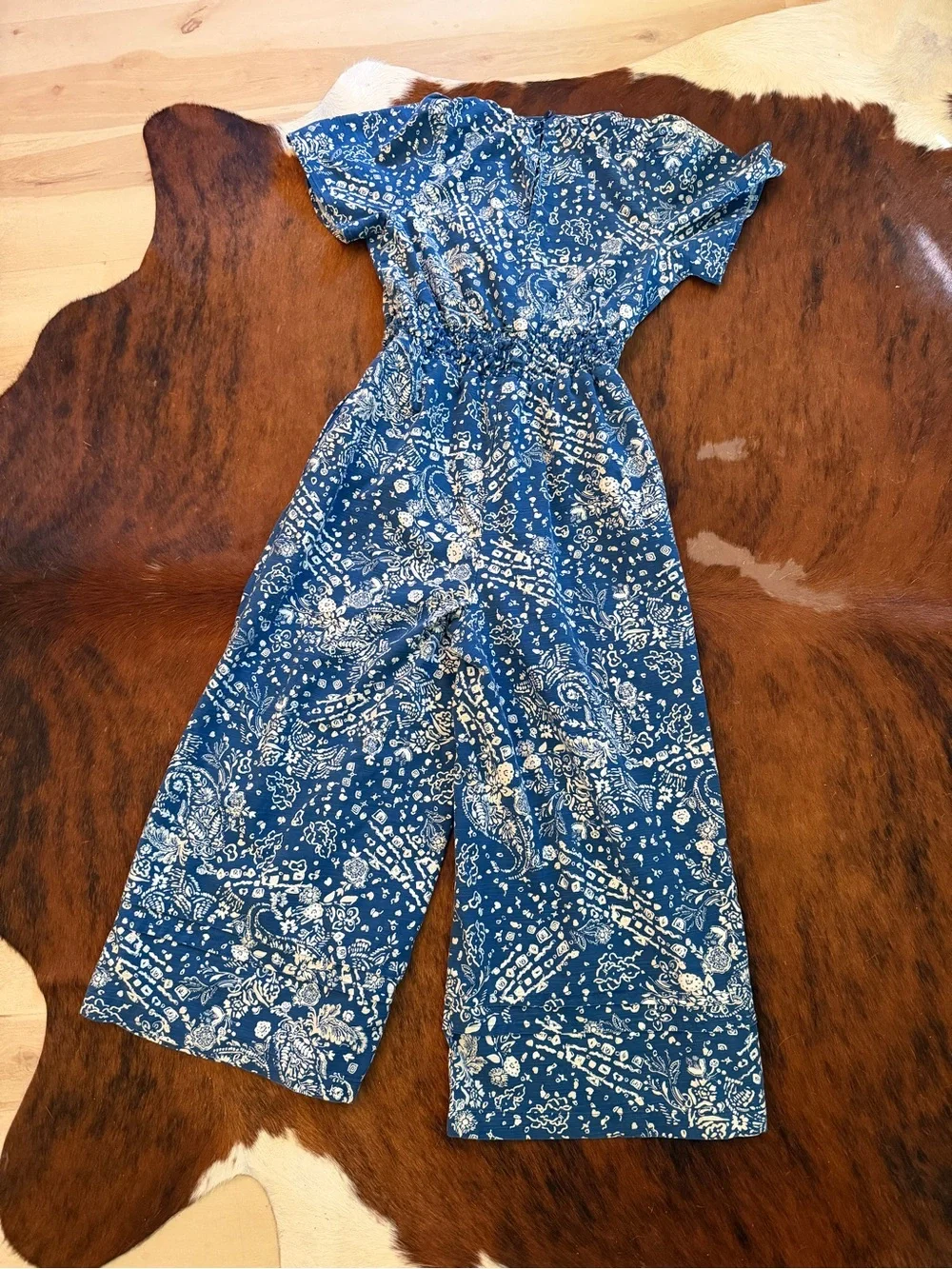 Anthropologie Blue Paisley Short-Sleeve Wide-Leg Jumpsuit - Picture 4 of 4